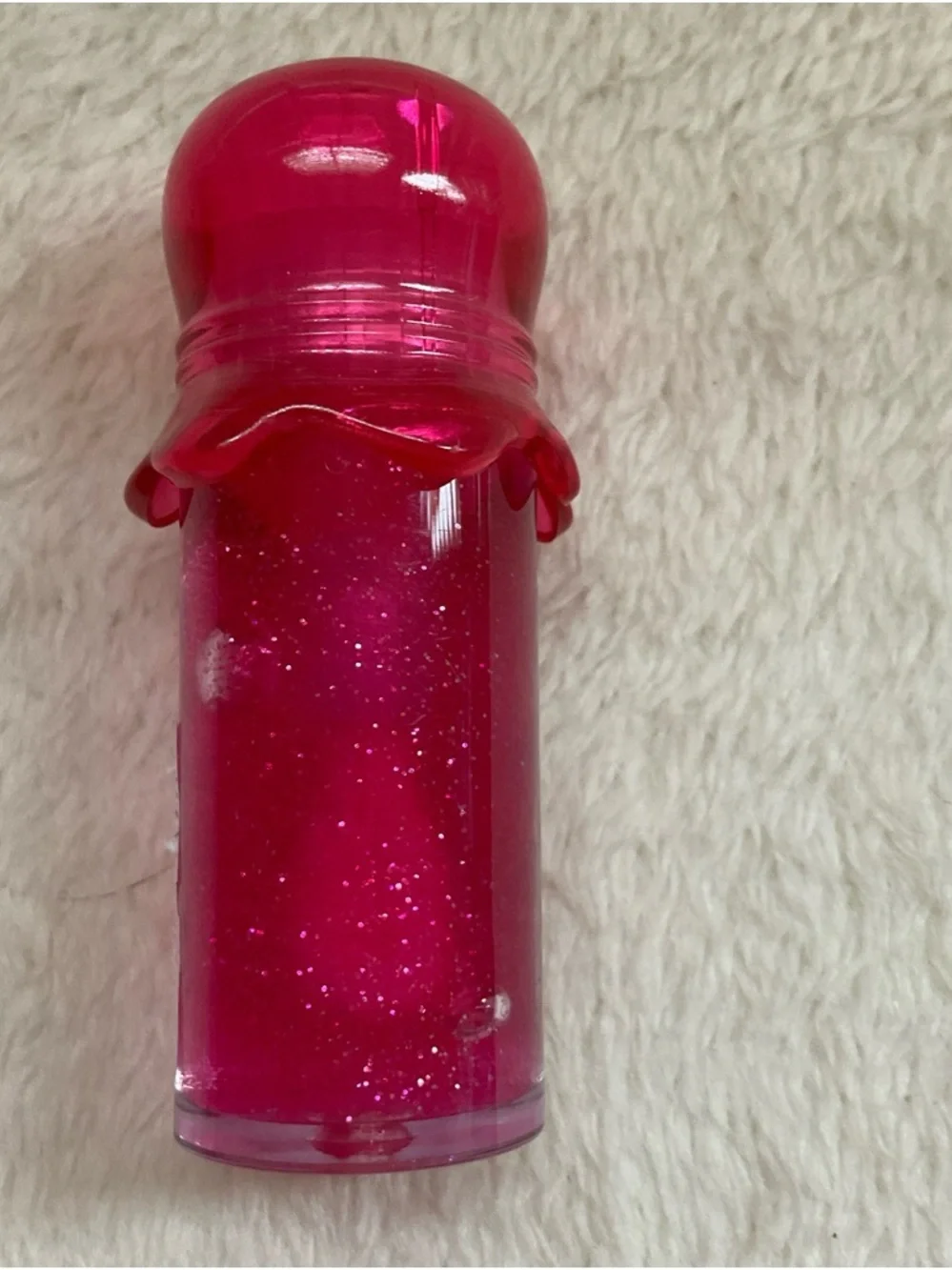 KISS Lip Gloss — Shimmery Hot Pink Shine